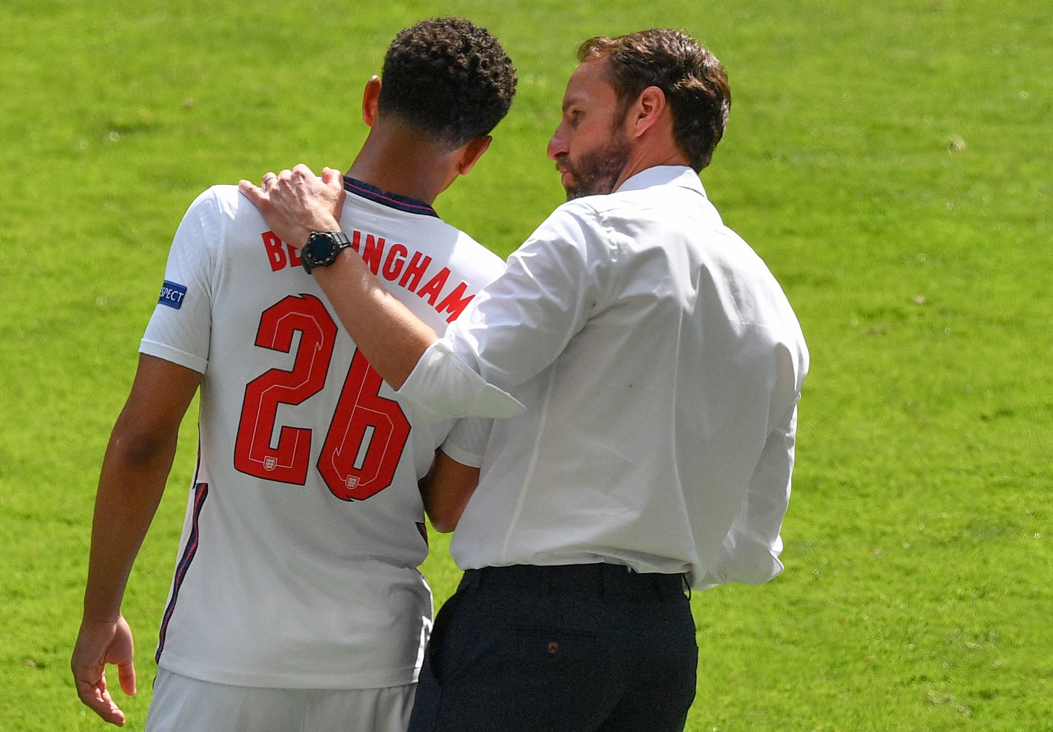 再决定突破 再决定突破